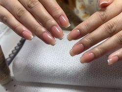 -星辰·新中式美甲美睫工作室