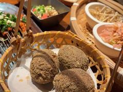 -包整·丝娃娃(甲秀楼景观店)