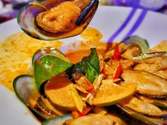 泰式冬阴功汤青口贝-邓丽君音乐主题餐厅