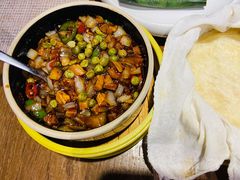 黑三剁配薄饼-雀舞云南菜(乐客城店)