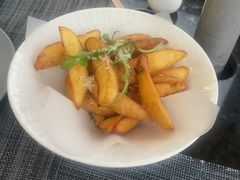 -卡普里披萨·牛扒·下午茶