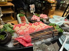 -捞王锅物料理(上海世茂广场店)