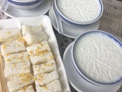 -周大娘牛乳(旧寨古村总店)