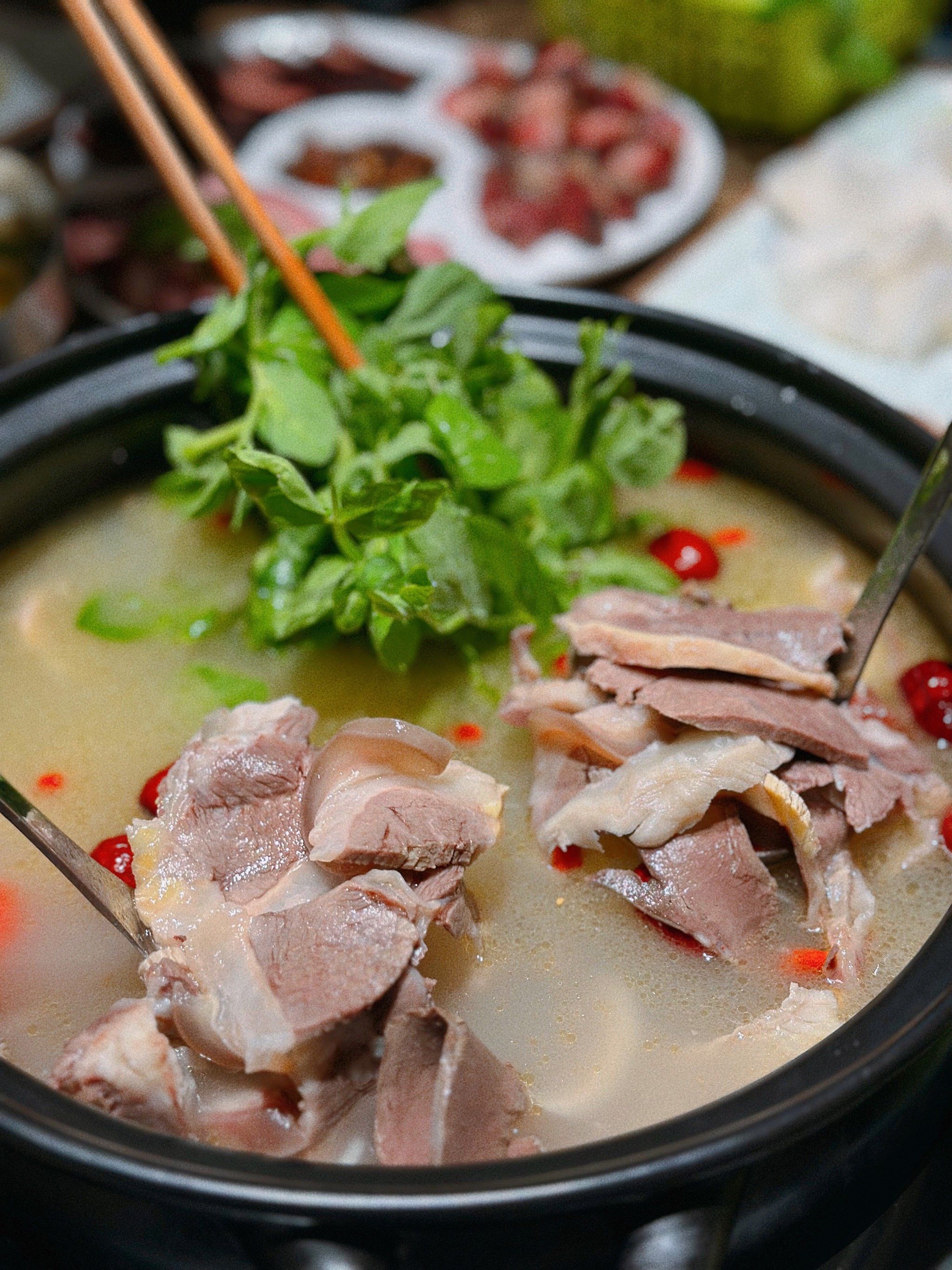 冬天必吃的驴肉汤锅‼️就这家没错了