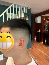-太子爷男士理发馆