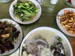 -美顺香食府鱼头老店(雪野湖店)