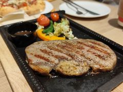 -必胜客(WOW中央公园店)