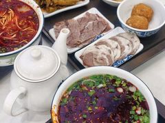 -伊穆祥牛肉面总店·清真