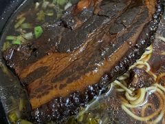 -小龙大肉面馆