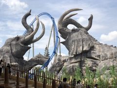 -七彩云南欢乐世界