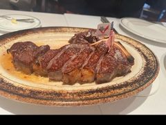 -Wolfgang’s Steakhouse 沃夫冈牛排馆(上海白玉兰广场店)