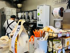 -沪上阿姨·精选茶饮(深大西丽店)