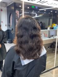 -奈川烫染Salon