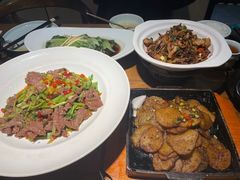 -九锅一堂酸菜鱼(万达广场店)