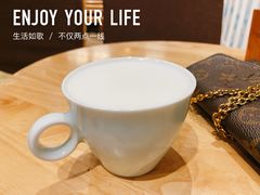 -猫的天空之城概念书店(杭州南宋御街店)