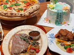 -山与蓝·轻糖鲜果蛋糕(勒泰店)