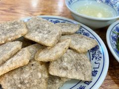 老北京炸灌肠-门框胡同百年卤煮(前门煤市街店)