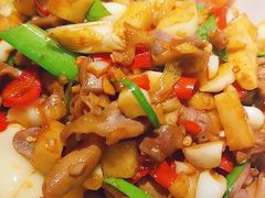 干锅鸡杂-湘当有饭剁椒鱼头(昆山招商花园城店)