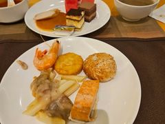 -上海西藏大厦万怡酒店Momo Cafe(徐汇店)