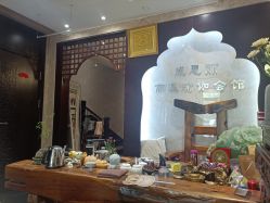 -威思丽高温瑜伽会馆