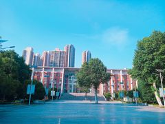 -武汉市第四中学