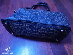 -爱革·奢品·鞋包·衣物·家居(博荟广场店)