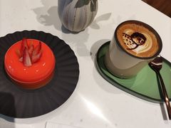 -潮一不贰·法式甜品·生日蛋糕·西式简餐(外滩店)