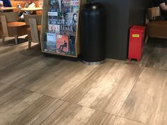 -星巴克臻选(周浦万达店)