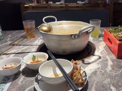 -禄婶鸡煲·打边炉