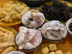 -大鼎石锅鱼(春江里店)
