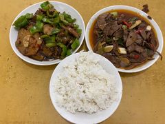 -十一街苍蝇馆子(九眼桥十一街店)