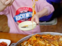 -亲昵春川鸡排(韩国美食街店)