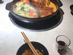 -钢管厂五区小郡肝串串香(奥克斯广场锦城万达店)