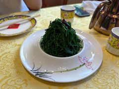 炝拌草原沙葱-德乐海蒙餐