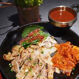 生吃一整只活章鱼⁉️杭州zui好吃韩料被我找到了‼️熔岩🐓好吃哭