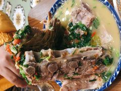 夜市网红火山排骨-曼谷食堂·泰国家庭料理(丹桂路店)