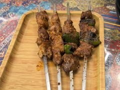 -乡村馕坑肉·烧烤·新疆菜·本地人更爱吃(阿勒泰首店)