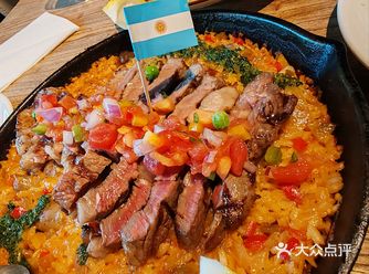 这家店的牛排海鲜饭也太好吃了吧！