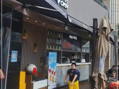 门面-湊湊火锅·茶憩(打浦桥日月光店)