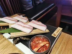 -黑牛の店·和牛烧肉(太原万象城店)