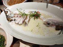 清蒸白鱼-二十八里太湖船菜(吉祥路店)