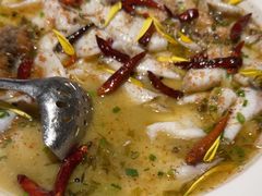 -渔语鱼酸菜鱼新川菜(来福士店)