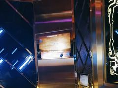 -温莎KTV(珠江路店)
