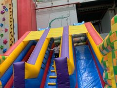 -蒙特利亲子乐园