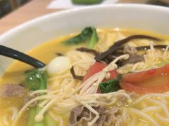 -蒙自源米线大王(东站店)