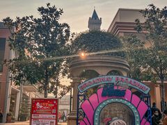 -王府井奥莱临潼小镇(临潼店)