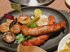 美军蘑菇烤香肠-鹿萤季·营地小馆(皇后公园店)