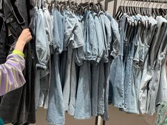 -URBAN REVIVO(西安Momopark店)