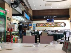 -覃记海鲜美食餐厅