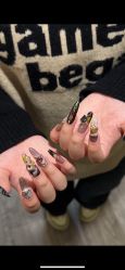 -HUII NAIL绘京美甲美睫会馆